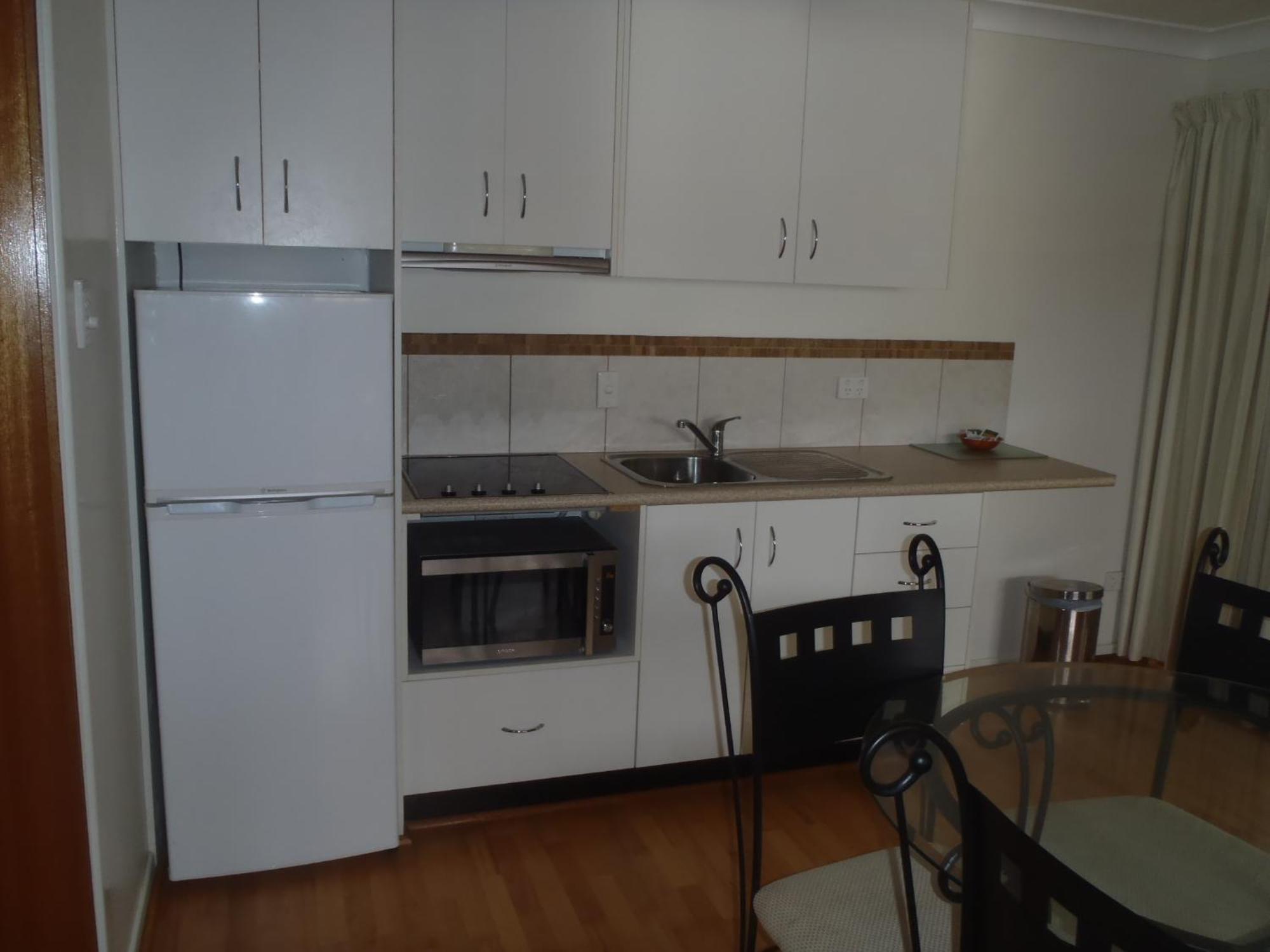 Beachside Holiday Units Боуен Екстериор снимка